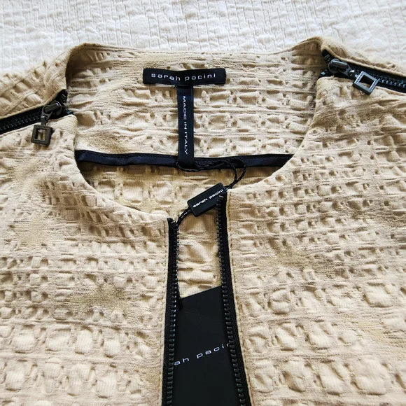 Sarah Pacini Textured Cream Jacket - Picture 2 of 3